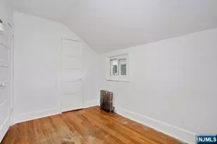 49 S Franklin Ave, Bergenfield, NJ 07621 - Photo 24