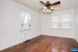 49 S Franklin Ave, Bergenfield, NJ 07621 - Photo 10