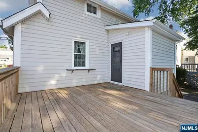 49 S Franklin Avenue, Bergenfield, NJ 07621 - Photo 38