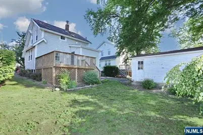 49 S Franklin Avenue, Bergenfield, NJ 07621 - Photo 42