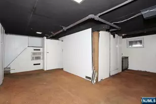 49 S Franklin Ave, Bergenfield, NJ 07621 - Photo 28
