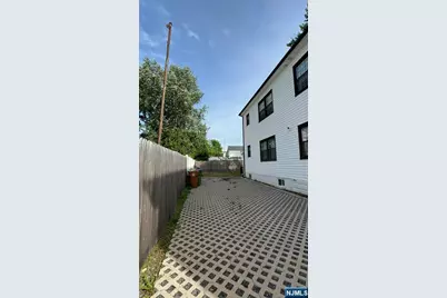 913 Union Street 1 #1, Linden, NJ 07036 - Photo 2