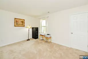 27 Winfield Dr 903, Woodcliff Lake, NJ 07677 - Photo 18