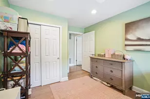 518 Holly Ct, Mahwah, NJ 07430 - Photo 18