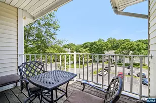 518 Holly Ct, Mahwah, NJ 07430 - Photo 24