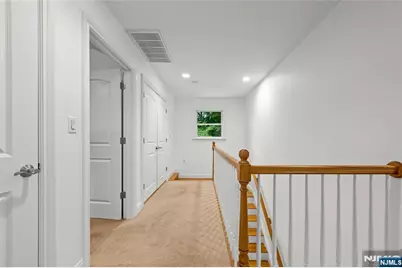 66 Glasgow Terrace, Mahwah, NJ 07430 - Photo 18