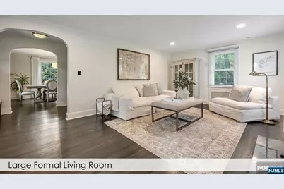 454 Wastena Terrace, Ridgewood, NJ 07450 - Photo 4