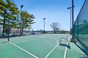 1055 River Road 302, Edgewater, NJ 07020 - Photo 12