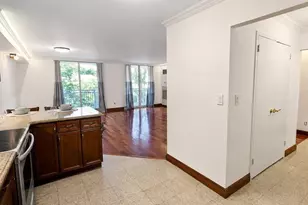 1055 River Road 302, Edgewater, NJ 07020 - Photo 2