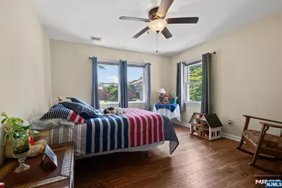 7 Maitland Avenue, Hawthorne, NJ 07506 - Photo 18