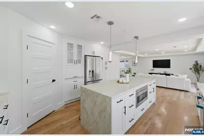 275 Longview Road, Union Township, NJ 07083 - Photo 14