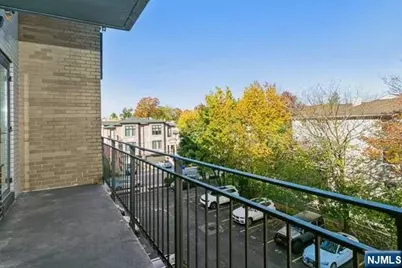 2400 Hudson Terrace 3S #3S, Fort Lee, NJ 07024 - Photo 12