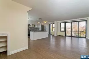 2400 Hudson Terrace 3S, Fort Lee, NJ 07024 - Photo 16