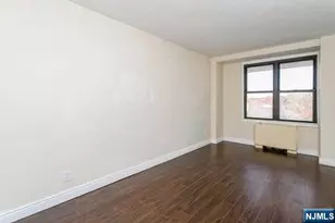 2400 Hudson Terrace 3S, Fort Lee, NJ 07024 - Photo 24