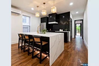22 Union Street, Jersey City, NJ 07304 - Photo 2
