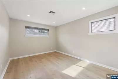478 Riverside Terrace, Rutherford, NJ 07070 - Photo 32