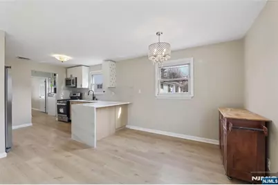 478 Riverside Terrace, Rutherford, NJ 07070 - Photo 10