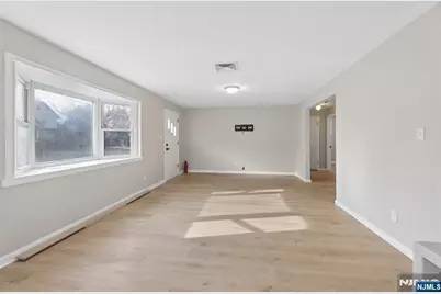 478 Riverside Terrace, Rutherford, NJ 07070 - Photo 12