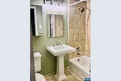 90 Prospect Avenue 2B #2B, Hackensack, NJ 07601 - Photo 6