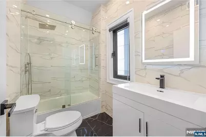 1080 River Road, Edgewater, NJ 07020 - Photo 42