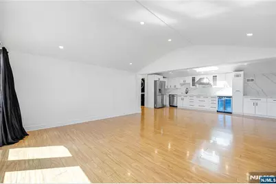 1080 River Road, Edgewater, NJ 07020 - Photo 38