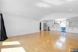 1080 River Rd, Edgewater, NJ 07020 - Photo 38