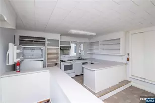 417 Blackwell St, Dover, NJ 07801 - Photo 18