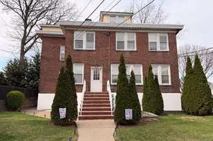 536 Lake Ave #4, Lyndhurst Township, NJ 07071 - Photo 1