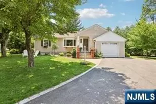 6 Garden Ct, Ho Ho Kus, NJ 07423 - Photo 1
