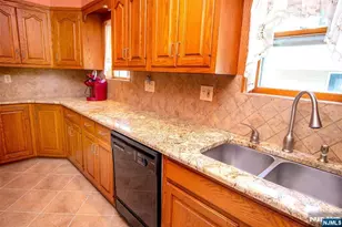 116 W Quackenbush Ave, Dumont, NJ 07628 - Photo 8