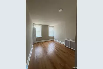 34 Farnham Avenue 2 #2, Garfield, NJ 07026 - Photo 8