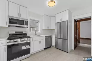 27 8th St, Ridgefield Park, NJ 07660 - Photo 12