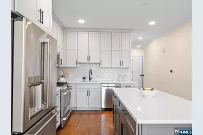 3316 John F Kennedy Boulevard 404 #404, Jersey City, NJ 07307 - Photo 10