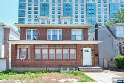 6 Glen Street, Cliffside Park, NJ 07010 - Photo 12