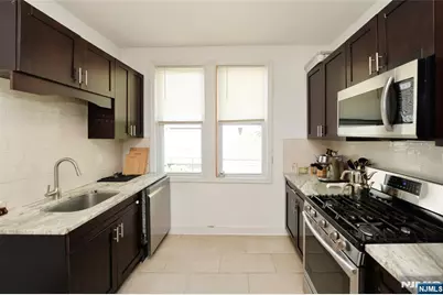 6 Glen Street, Cliffside Park, NJ 07010 - Photo 6