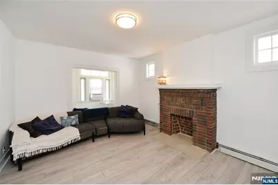 6 Glen Street, Cliffside Park, NJ 07010 - Photo 2
