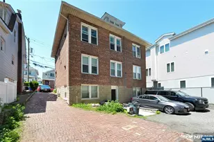 6 Glen St, Cliffside Park, NJ 07010 - Photo 10
