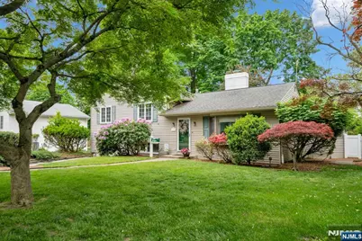 165 Busteed Drive, Midland Park, NJ 07432 - Photo 2