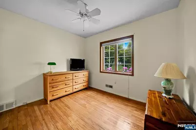 165 Busteed Drive, Midland Park, NJ 07432 - Photo 38