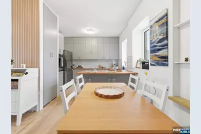 196 Pearsall Avenue 10 #10, Jersey City, NJ 07305 - Photo 6