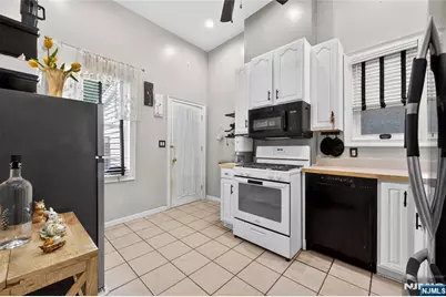 199 Franklin Street, Secaucus, NJ 07094 - Photo 16