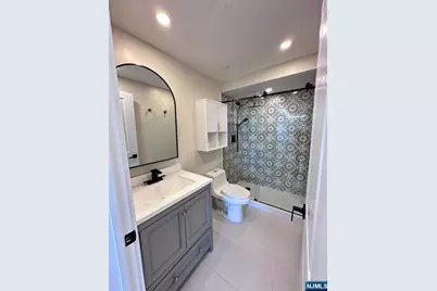 160 Overlook Avenue 9A #9A, Hackensack, NJ 07601 - Photo 14