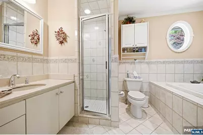 21 Lakeview Avenue, Park Ridge, NJ 07656 - Photo 24