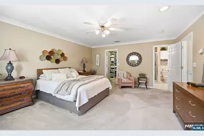 21 Lakeview Avenue, Park Ridge, NJ 07656 - Photo 14
