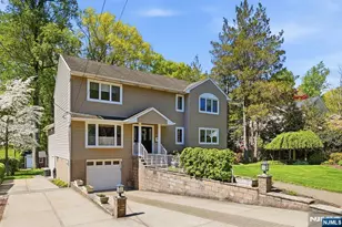 21 Lakeview Ave, Park Ridge, NJ 07656 - Photo 2