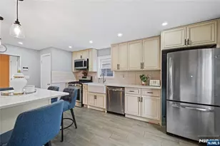 247 6th St, Clifton, NJ 07011 - Photo 10