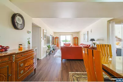 38 Moonachie Road 402 #402, Hackensack, NJ 07601 - Photo 10