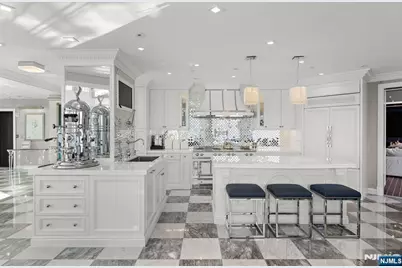 600 Harbor Boulevard 1079-81 #1079-81, Weehawken, NJ 07086 - Photo 16