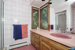 245 Highland Ave, Wood Ridge, NJ 07075 - Photo 16