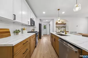 210 Paterson Ave, Hasbrouck Heights, NJ 07604 - Photo 14